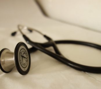 badanie-stetoskop-kardiologia